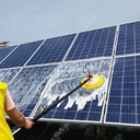 تنظيف لوح الطاقة الشمسية (للوح الواحد)